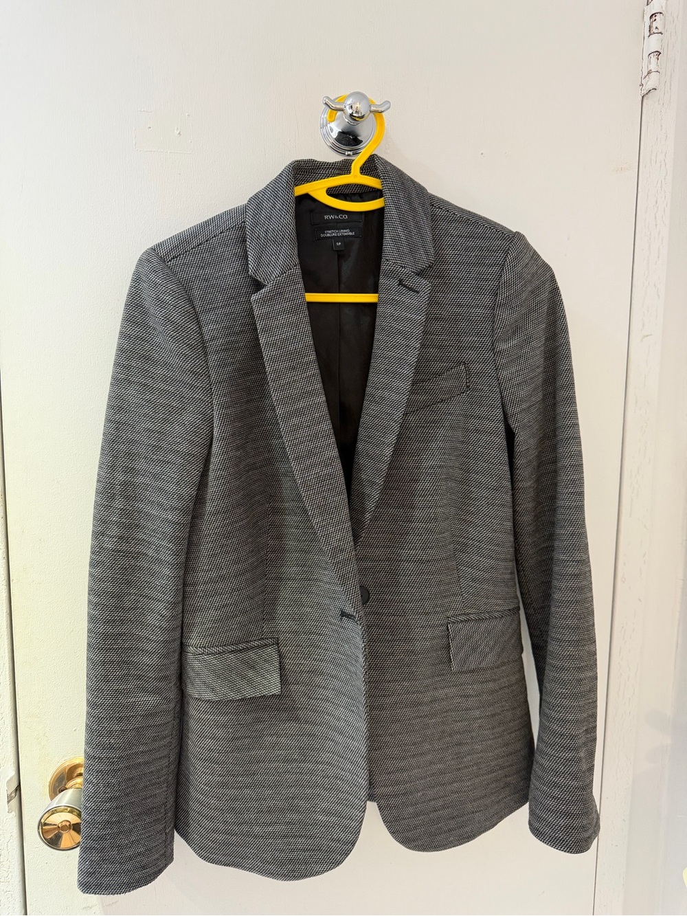 RW&CO. WomenGray Textured Blazer
